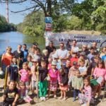 Concours de Pêche à Aramon Les participants pour le concours de la fête votive