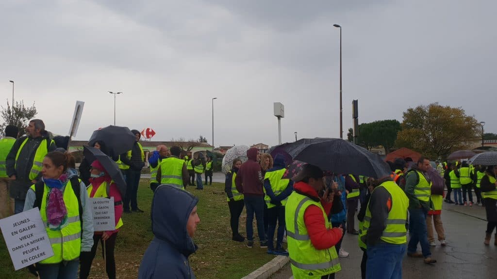 Mouvement "Gilets Jaunes" Rond Point Remoulins