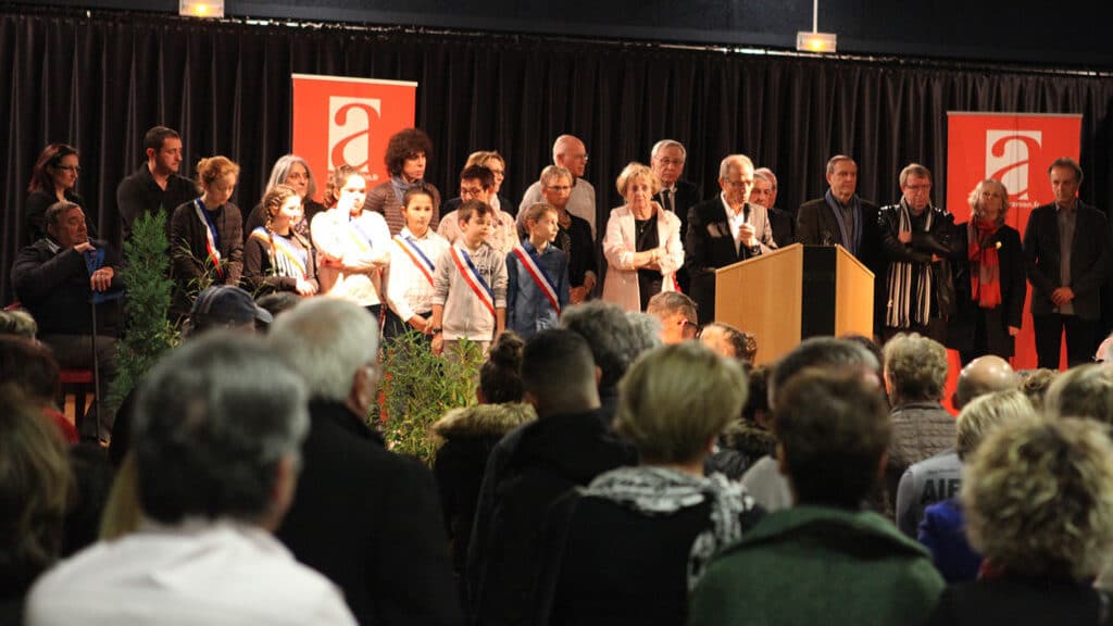 Mairie Aramon Voeux 2018 - Presse