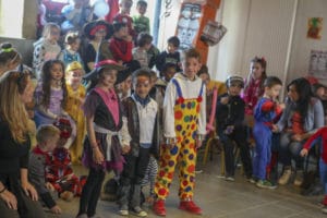 Spiderman et la Reine des Neiges se sont invités au Centre de Loisirs ! Carnaval à Aramon 2019 (c) Aramon