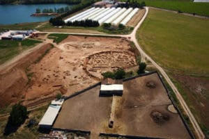 Claude Raynaud dévoile le paysage médiéval de la région St Pastour Vergèze bis (c) Drone Concept, Inrap