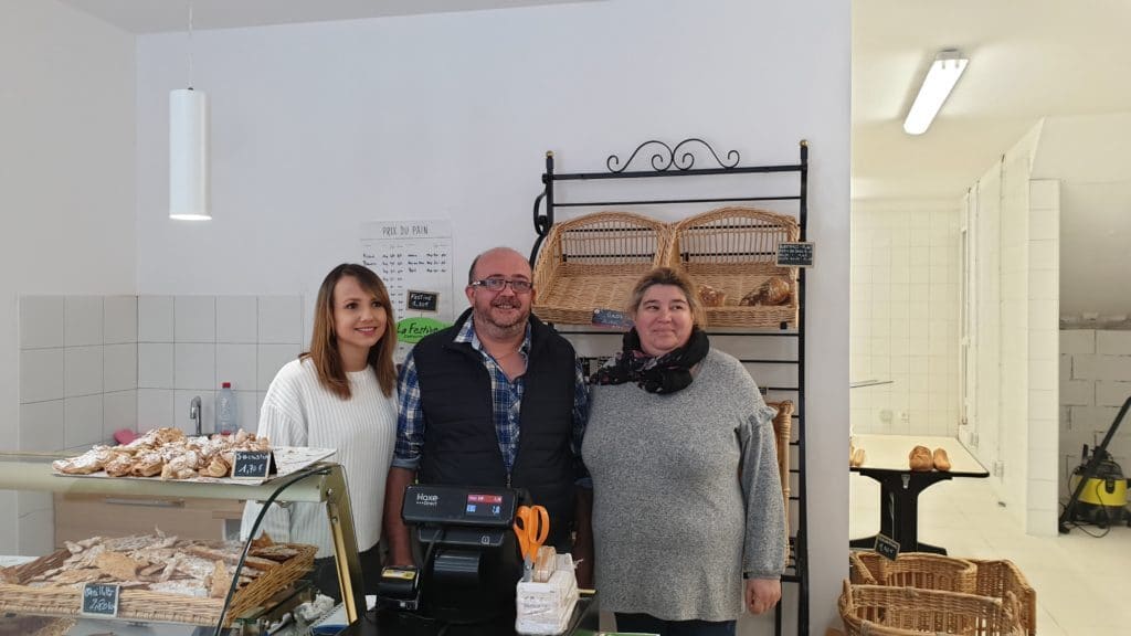Christophe et Séverine Le changement de la Boulangerie Castillon du Gard ©RadioRG30 1