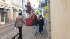 Jeu De L'oie 100% Montfrin avec l'école primaire Amand Peyrot Les élèves partent à la recherche d'information ©Radio RG30