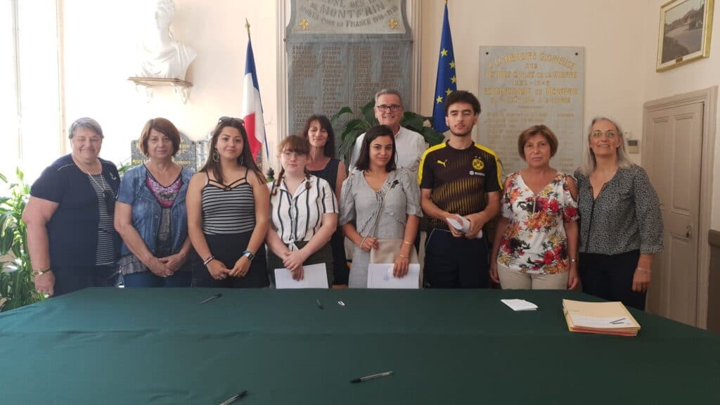 1ère cérémonie bourse au permis à Montfrin ©RADIO RG30 6