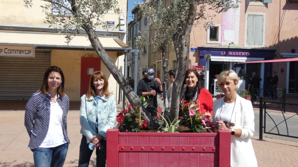 Le bureau de l'association "Le cœur de Montfrin"