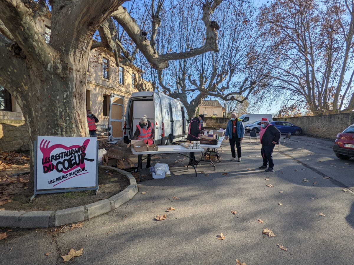 Remoulins : La collecte de jouets pour les Restos du Coeur Remoulins La collecte de jouets pour les Restos du Coeur 2