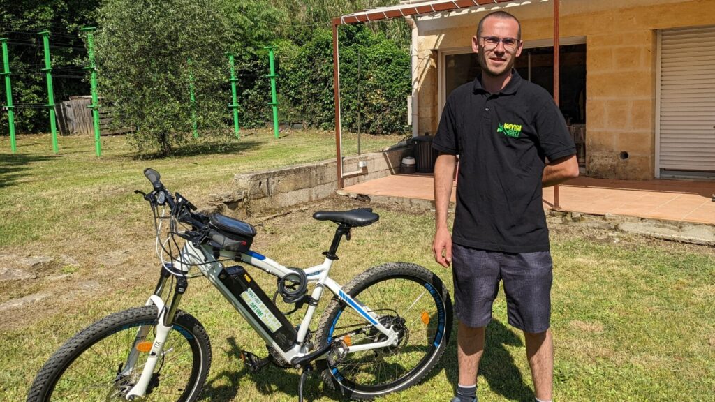Anthony boyer responsable chez kayak vert et velo Nature Collias scaled e1653642169485
